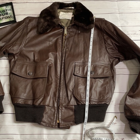 SCHOTT BRO'S inc. NYC G.I. 675 M Flight Jacket - Picture 5 of 17